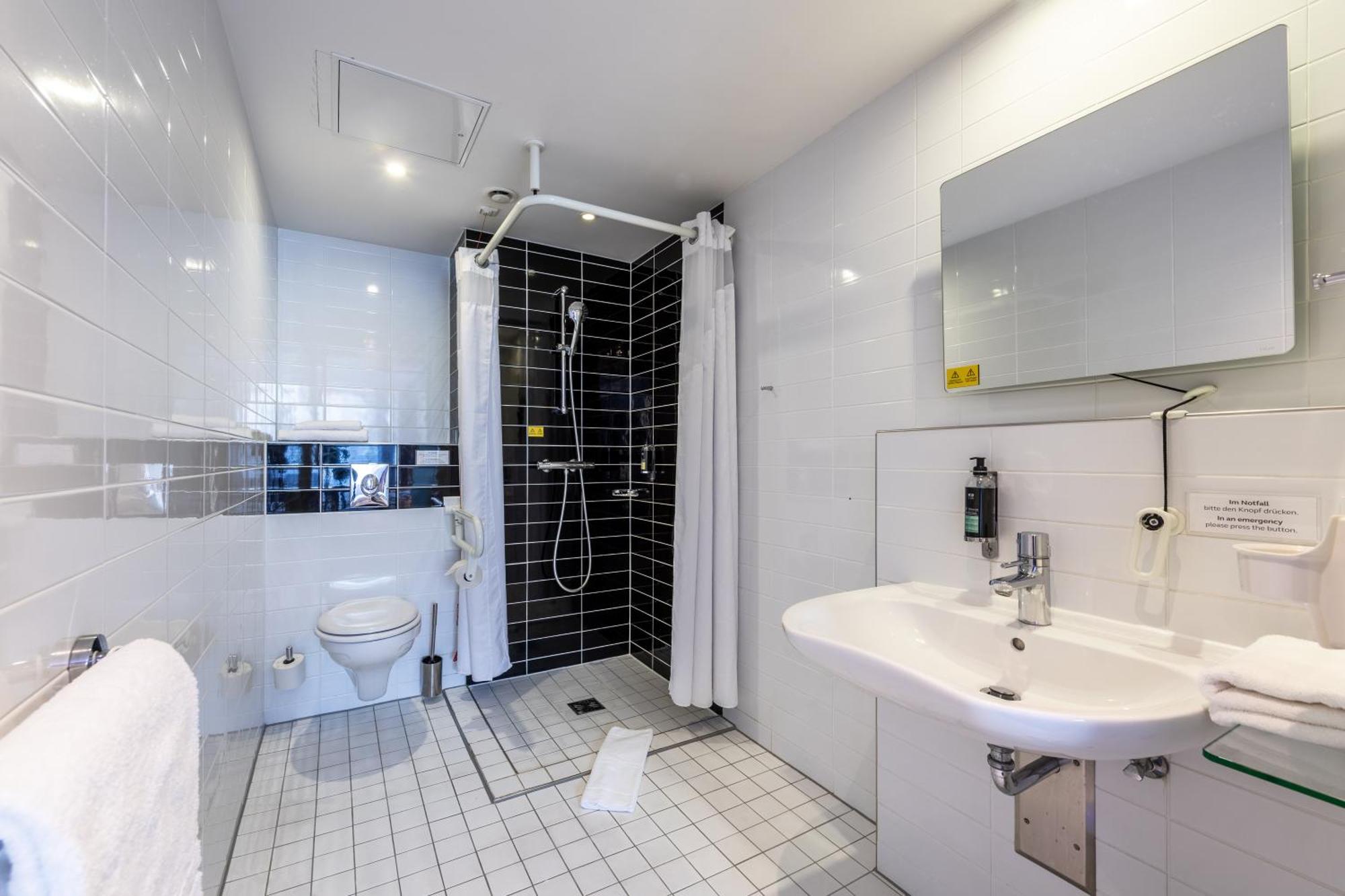 Premier Inn Hamburg City Millerntor Εξωτερικό φωτογραφία